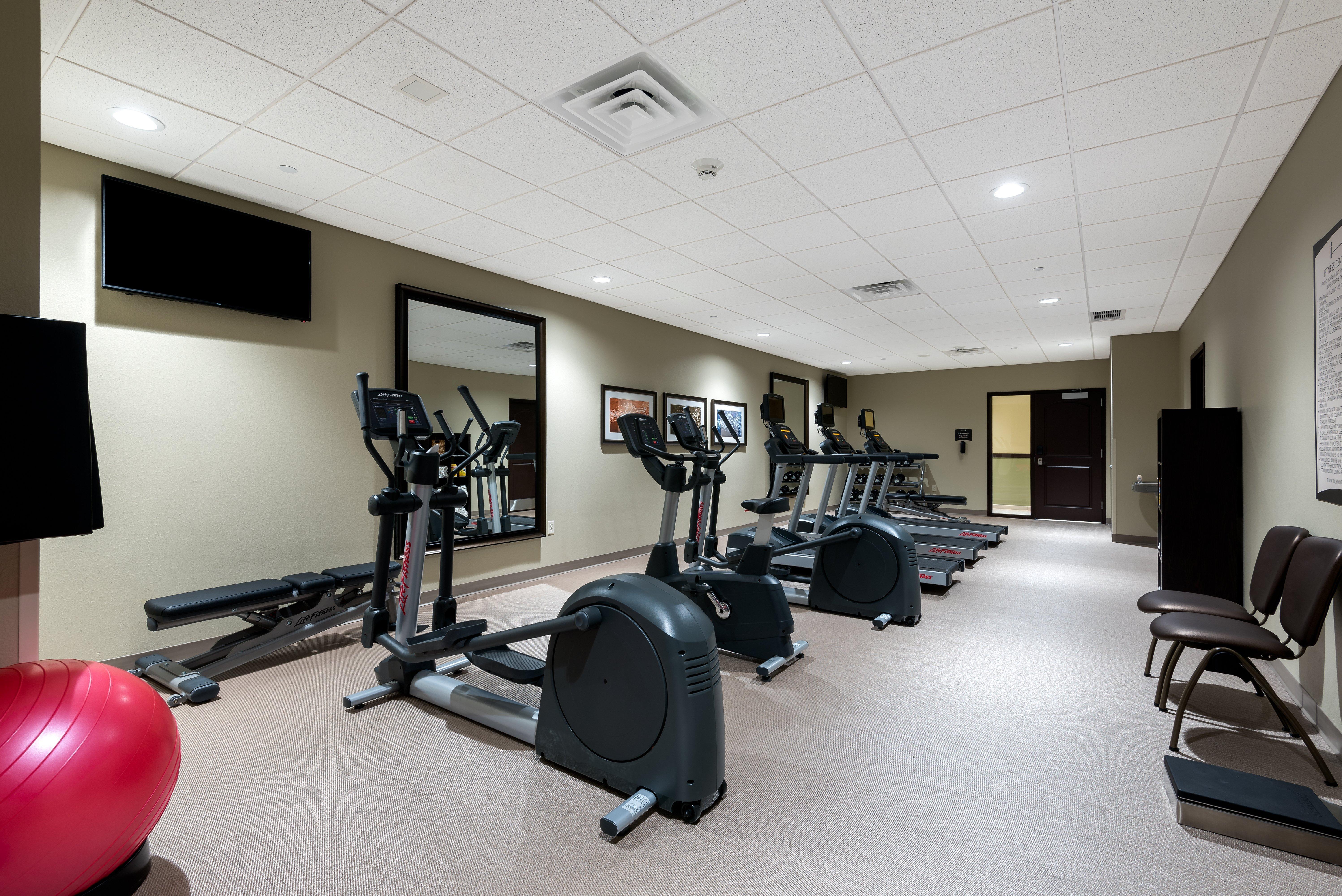 Staybridge Suites Eau Claire - Altoona By Ihg Esterno foto