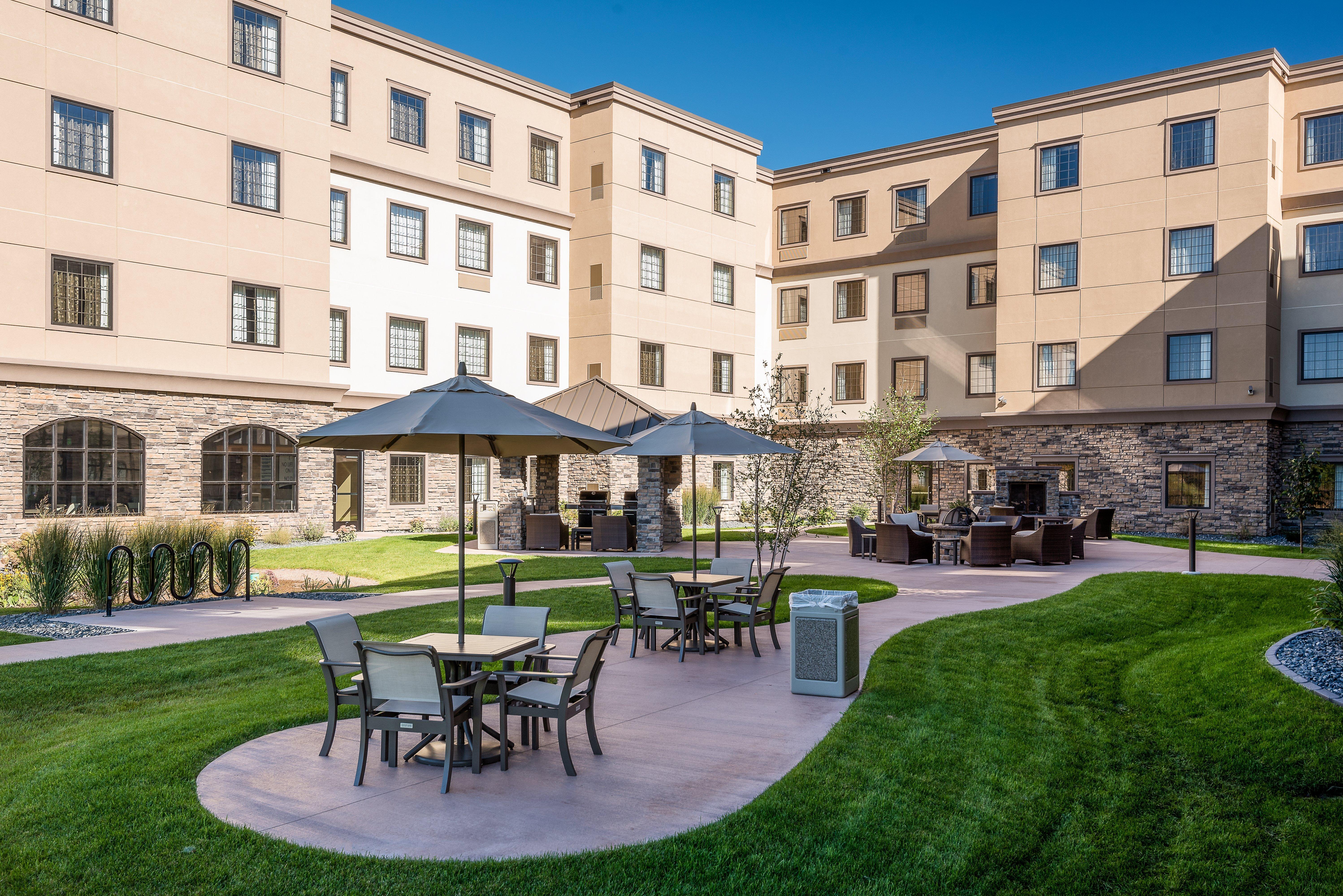 Staybridge Suites Eau Claire - Altoona By Ihg Esterno foto