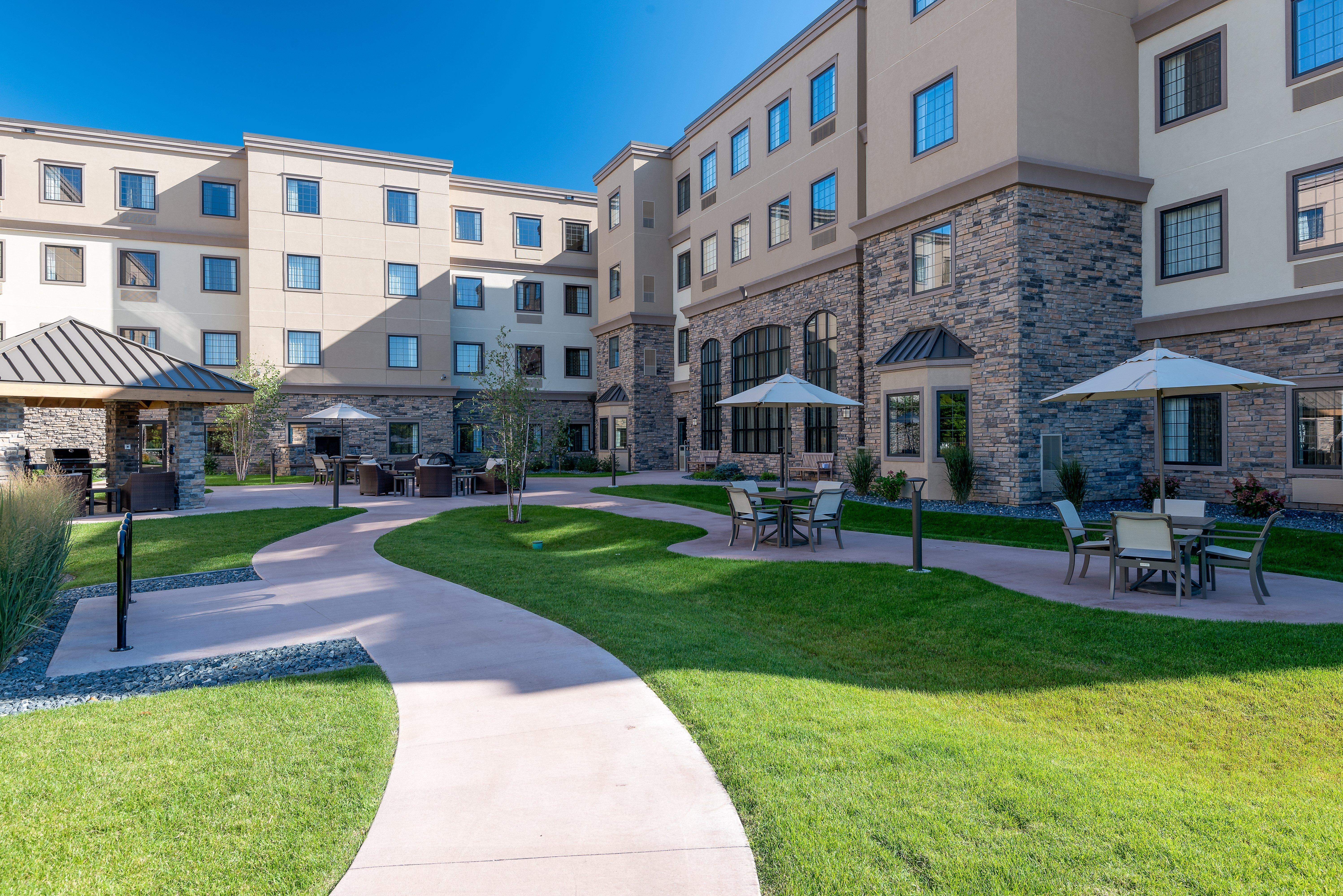 Staybridge Suites Eau Claire - Altoona By Ihg Esterno foto
